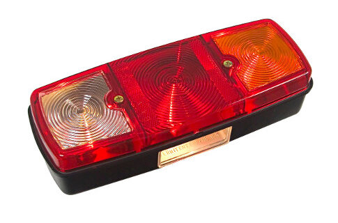 PLASTICO BAIML 1300 MBENZ TRAS. RECT. RAC