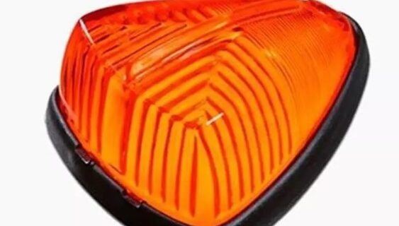 PLASTICO IMP. M.BENZ CABINA TRIANGULO