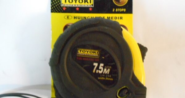 CINTA METRICA  7.5 M  MAKAWA MK316D