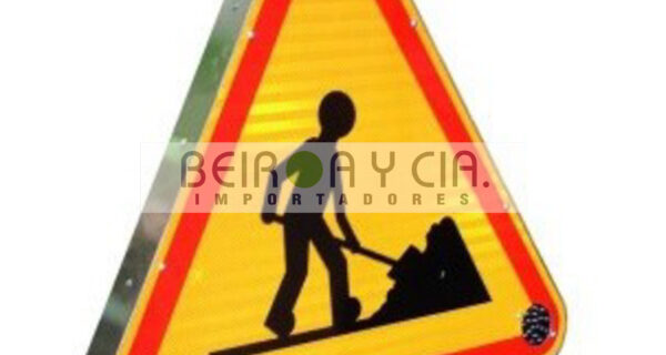 TRIANGULO XE P/VEHIC. LENTOS C/LED ALUMINIO C/BASE REBATIBLE