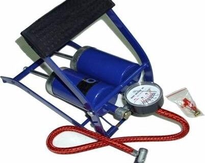 INFLADOR DE PIE DOBLE PISTON CON MANOMETRO