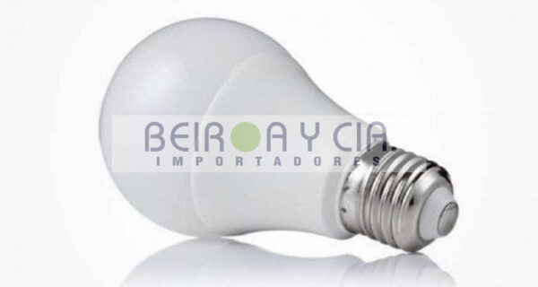 LAMPARA PORTATIL LED 220 VOLT 3 WATT LUZ FRIA CHIC