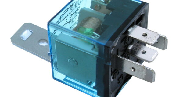 RELAY GAUSS GE0003 UNIVERSAL 24 V 40 AMP. 4 PATAS