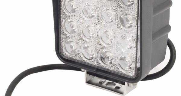 FARO XE LED 48 WATT CUADRADO 16 LED
